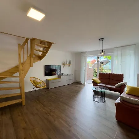 Haus Segelbaer In Hooksiel בית נופש