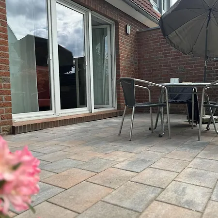 Haus Segelbaer In Hooksiel Hébergement de vacances Schillig